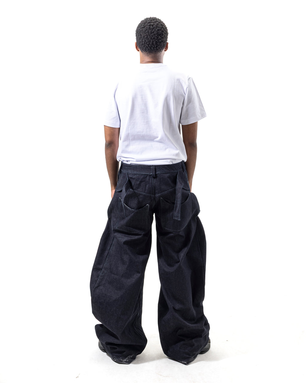 Pantalón pinzado (Look 3)